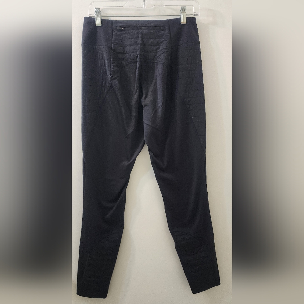 Athleta Black Leggings with Zipper Pockets - Picture 5 of 10